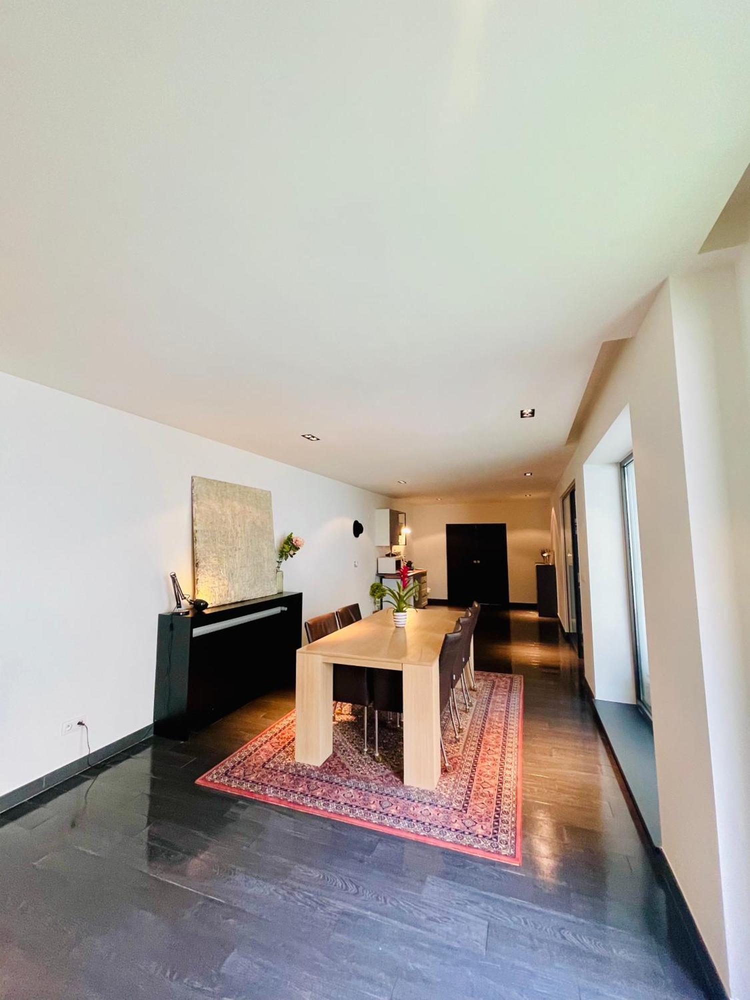 Down Town Spacious Loft Retreat With Private Parking 브뤼셀 외부 사진